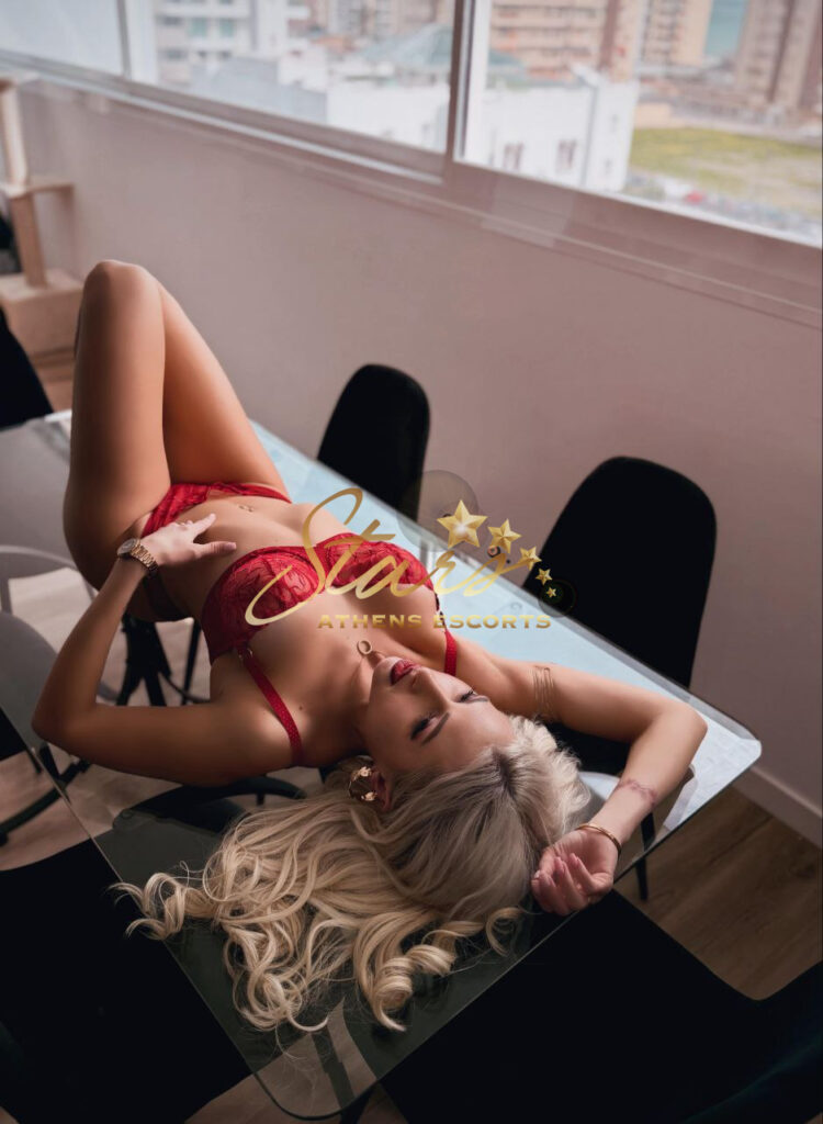 INTERNATIONAL ESVORTS GIRLS ELINA 2