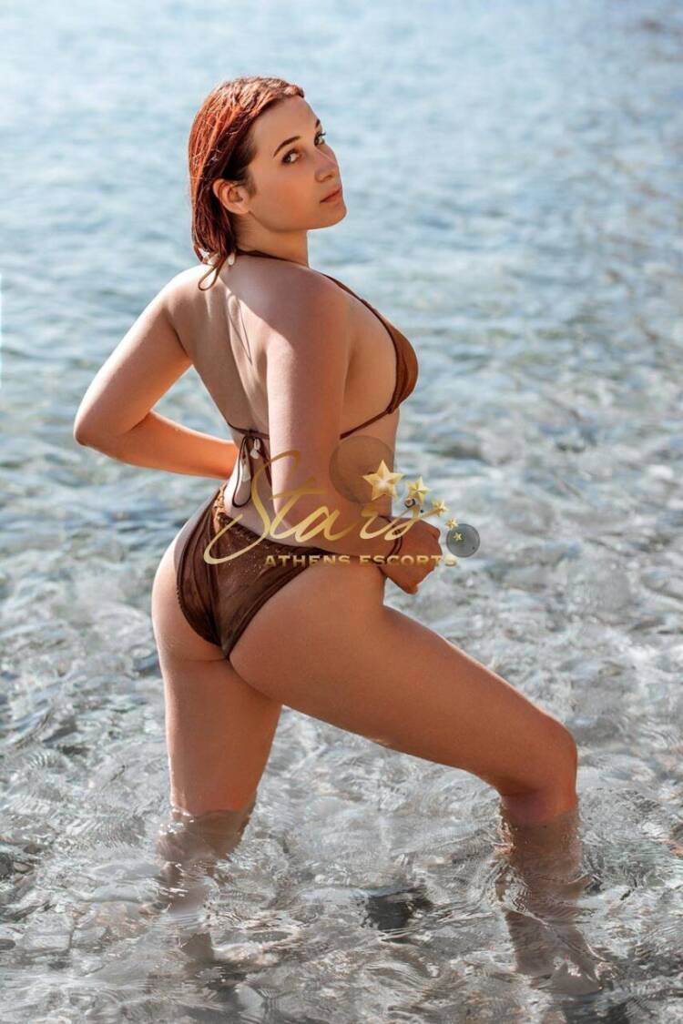ADELINA-ESCORT-VIP