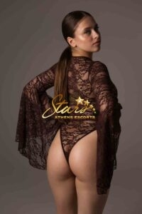 NELLY-ESCORT-ATHENS-GREECE-(1)
